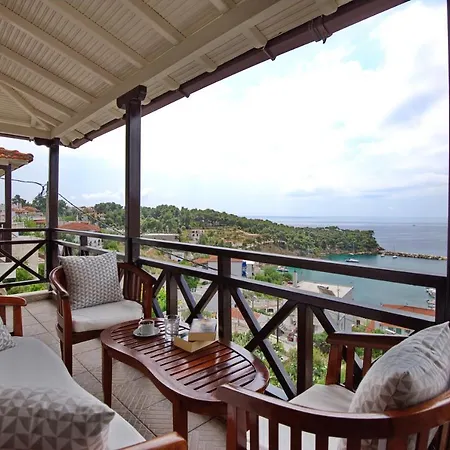 Elpida Appartement *